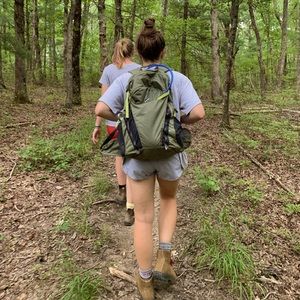 Meet your Posher, Claire